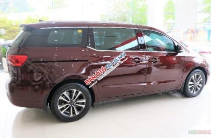 Kia Sedona DAT 2018 - Cần bán xe Kia Sedona DAT sản xuất 2018, màu nâu