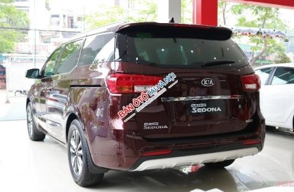 Kia Sedona DAT 2018 - Cần bán xe Kia Sedona DAT sản xuất 2018, màu nâu