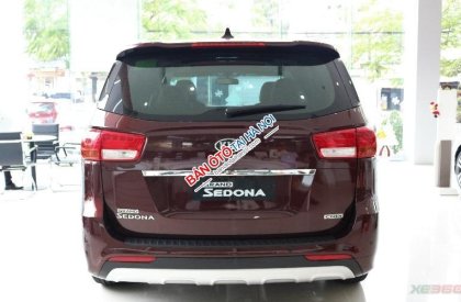 Kia Sedona DAT 2018 - Cần bán xe Kia Sedona DAT sản xuất 2018, màu nâu