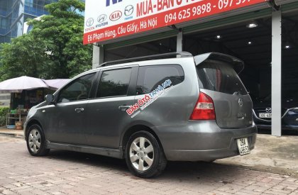 Nissan Livina 1.8 A/T  2011 - Bán xe Nissan Livina đời 2011 màu bạc, giá tốt