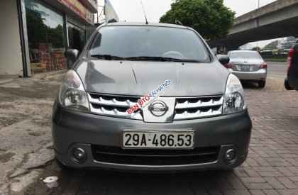 Nissan Livina 1.8 A/T  2011 - Bán xe Nissan Livina đời 2011 màu bạc, giá tốt