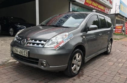 Nissan Livina 1.8 A/T  2011 - Bán xe Nissan Livina đời 2011 màu bạc, giá tốt