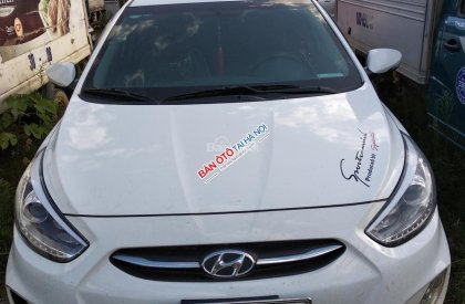 Hyundai Accent 2017 - Cần bán xe Hyundai Accent 2017, màu trắng số sàn