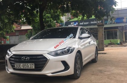 Hyundai Elantra MT 2016 - Cần bán xe Hyundai Elantra năm 2016, màu trắng