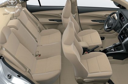 Toyota Vios 1.5E 2020 - Bán ô tô Toyota Vios 1.5E 2020, màu đen, giao ngay, trả góp 80%, hỗ trợ giá tốt, KM lớn