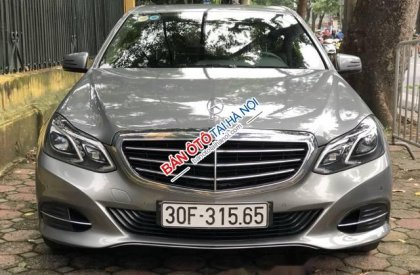 Mercedes-Benz E class E200 2013 - Chính chủ bán Mercedes E200 năm 2013, màu xám