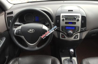 Hyundai i30 CW 2011 - Bán Hyundai i30 CW sx 2011 mới tinh