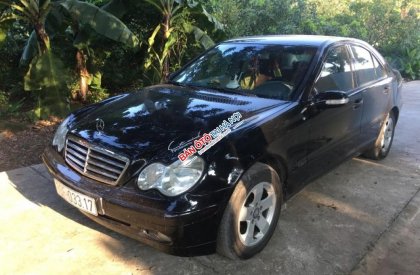 Mercedes-Benz CLS class 2002 - Bán Mercedes năm sản xuất 2002, màu đen xe gia đình 