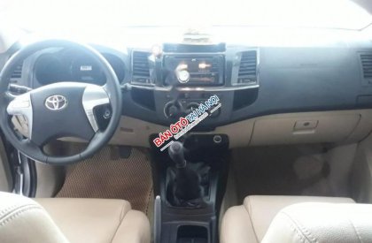 Toyota Fortuner G 2014 - Bán Toyota Fortuner màu bạc, lắp ráp trong nước, hộp số tay, máy dầu, sản xuất năm 2014