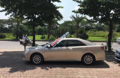 Toyota Camry 2.0E 2013 - Cần bán xe Toyota Camry 2.0E sản xuất năm 2013, màu kem (be), cá nhân một chủ từ mới