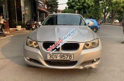 BMW 3 Series 320i 2009 - Bán BMW 3 Series 320i đời 2009, màu bạc, xe nhập