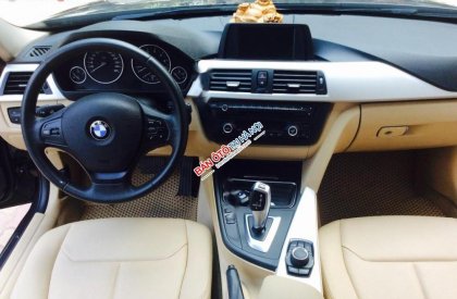 BMW 3 Series 320i 2014 - Bán BMW 320i 2014, chạy 8v chính chủ mới, xe nguyên zin 100%