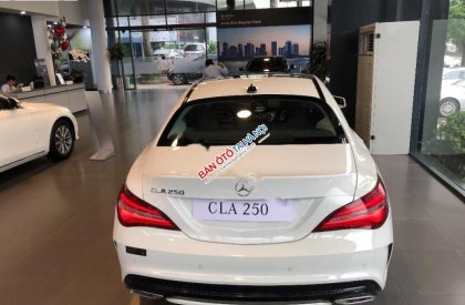Mercedes-Benz CLA class CLA 250 2018 - Bán Mercedes CLA 250 đời 2018, màu trắng, nhập khẩu nguyên chiếc