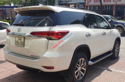 Toyota Fortuner 4x4 AT 2017 - Cần bán gấp Toyota Fortuner 4x4 AT 2017, màu nâu, xe nhập   