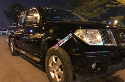 Nissan Navara LE 2013 - Cần bán Nissan Navara LE đời 2013, màu đen chính chủ, 415 triệu