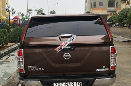 Nissan Navara E 2016 - Gia đình bán xe Nissan Navara E đời 2016, màu nâu, nhập khẩu nguyên chiếc