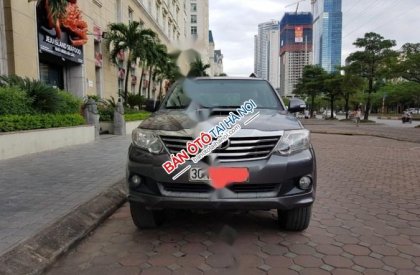 Toyota Fortuner G 2014 - Bán ô tô Toyota Fortuner G sản xuất năm 2014, màu xám chính chủ giá cạnh tranh