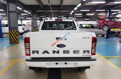 Ford Ranger XLS 4x2 MT 2018 - Bán Ranger XLS 4x2 MT - có xe giao ngay, giá tốt nhất thị trường