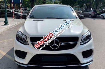 Mercedes-Benz GLE-Class GLE450 4Matic Coupe 2017 - Bán Mercedes GLE450 4Matic Coupe sản xuất 2017, màu trắng