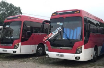 Hyundai Universe Xpress Luxury 2011 - Bán lại xe Hyundai Universe Xpress Luxury 2011, màu đỏ, nhập khẩu