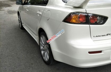 Mitsubishi Lancer 2010 - Bán Mitsubishi Lancer 2.0 sx 2010, số tự động xe nhập khẩu từ Nhật, chính chủ mua từ mới, xe con gái làm công chức sử dụng