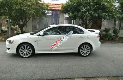 Mitsubishi Lancer 2010 - Bán ô tô Mitsubishi Lancer sản xuất năm 2010, màu trắng, xe nhập chính chủ, giá chỉ 440 triệu