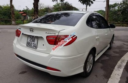 Hyundai Avante MT 2014 - Bán Hyundai Avante màu trắng, số sàn xe, chính tên chính chủ mua sử dụng đầu năm 2014