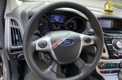 Ford Focus S 2014 - Cần bán xe Ford Focus S 2014, màu nâu