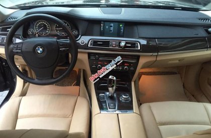 BMW 3 Series 730i 2011 - Bán xe BMW 3 Series 730i đời 2012, màu đen, xe nhập số tự động