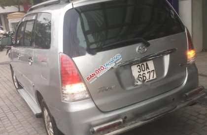 Toyota Innova V 2009 - Bán Toyota Innova V năm sản xuất 2009, màu bạc chính chủ