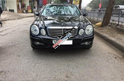 Mercedes-Benz E class E200 2004 - Cần bán lại xe Mercedes E200 sản xuất năm 2004, màu đen 