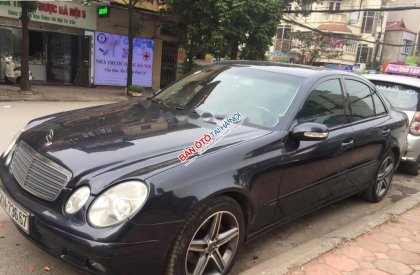 Mercedes-Benz E class E240 2004 - Bán Mercedes E240 2004, màu đen, nhập khẩu