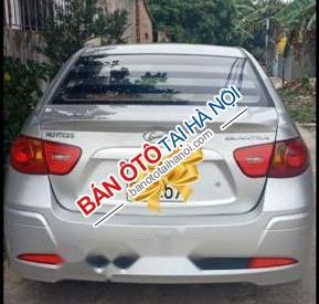 Hyundai Elantra MT 2009 - Cần bán xe Hyundai Elantra MT sản xuất 2009, màu bạc số sàn