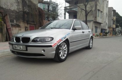 BMW 3 Series 318i 2003 - Bán xe BMW 3 Series sản xuất 2003, màu bạc ít sử dụng, 215 triệu