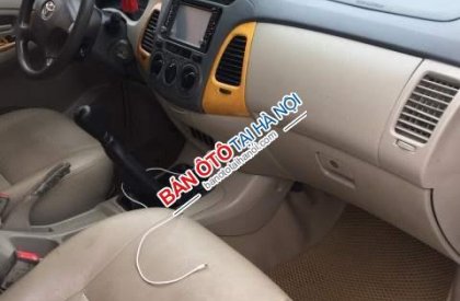 Toyota Innova  MT 2008 - Cần bán Toyota Innova MT sản xuất 2008, màu bạc, xe đẹp