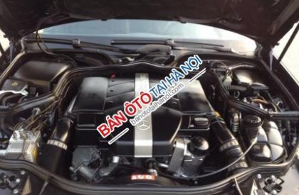 Mercedes-Benz E class   E240  2004 - Bán xe Mercedes E240 năm 2004, màu đen, nhập khẩu, giá tốt