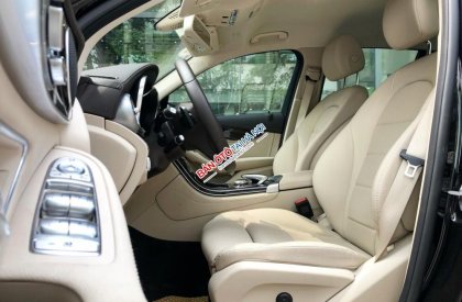 Mercedes-Benz GLC-Class GLC200 2019 - Bán Mercedes GLC200 sx 2019 siêu lướt chính chủ giá cực tốt