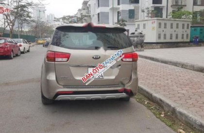 Kia Sedona 2.2L DATH 2016 - Bán xe Kia Sedona 2.2L DATH sản xuất năm 2016, màu vàng