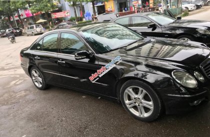 Mercedes-Benz E class E200 2007 - Cần bán xe Mercedes E200 năm sản xuất 2007, màu đen, giá tốt