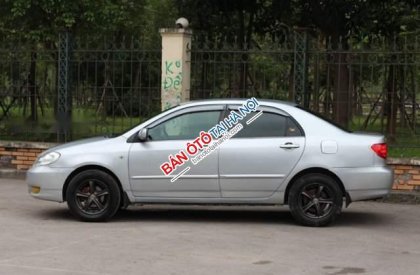 Toyota Corolla altis 1.8MT 2004 - Bán Toyota Corolla altis 1.8MT năm 2004, màu bạc đẹp như mới giá cạnh tranh