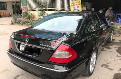 Mercedes-Benz E class E200 2007 - Cần bán xe Mercedes E200 năm sản xuất 2007, màu đen, giá tốt