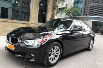 BMW 3 Series 320i 2012 - Cần bán BMW 3 Series 320i đời 2012, màu đen chính chủ, 790 triệu