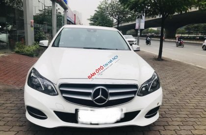 Mercedes-Benz E class E200 2015 - Bán Mercedes E200, sản xuất và đăng ký 2015, tên công ty, có hóa đơn VAT