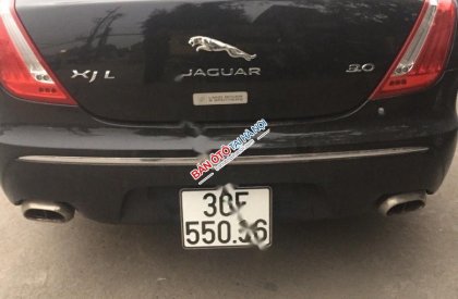 Jaguar XJ series L 2013 - Gia đình bán Jaguar XJ series L năm 2013, màu đen, xe nhập