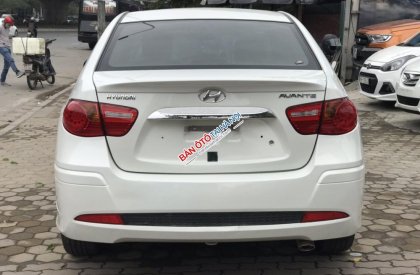 Hyundai Avante 1.6 AT 2012 - Bán ô tô Hyundai Avante đời 2012 màu trắng, 399 triệu