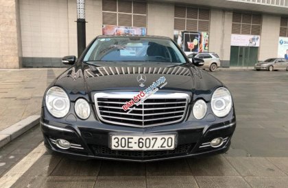 Mercedes-Benz E class E200 2007 - Bán Mercedes Benz E200 2007 gia đình sử dụng mới cứng