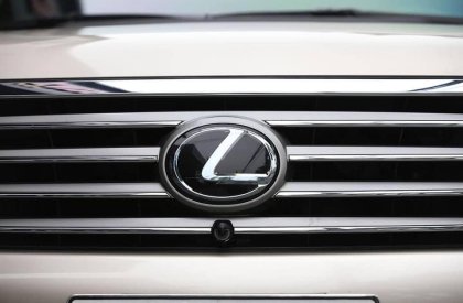 Lexus LX 570 2015 - Cần bán lại xe Lexus LX570 2015, màu kem (be), nhập khẩu nguyên chiếc
