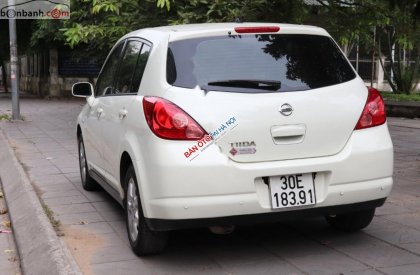 Nissan Tiida 2007 - Bán Nissan Tiida năm 2007, màu trắng, nhập khẩu  