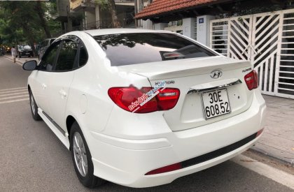 Hyundai Avante 1.6 MT 2016 - Xe Hyundai Avante 1.6 MT sản xuất năm 2016, màu trắng  