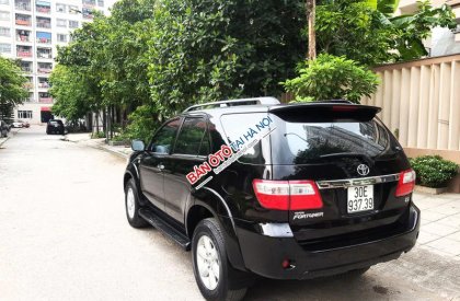 Toyota Fortuner 4x4AT 2010 - Cần bán xe Toyota Fortuner 4x4AT 2010, màu đen, giá 525tr, LH 0912252526